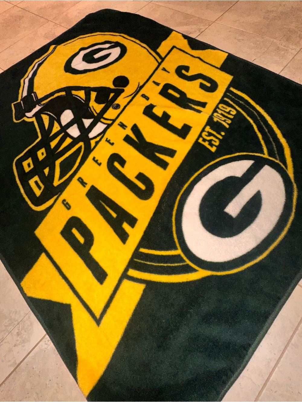 Green Bay Packers Team Fleece Throw Blanket